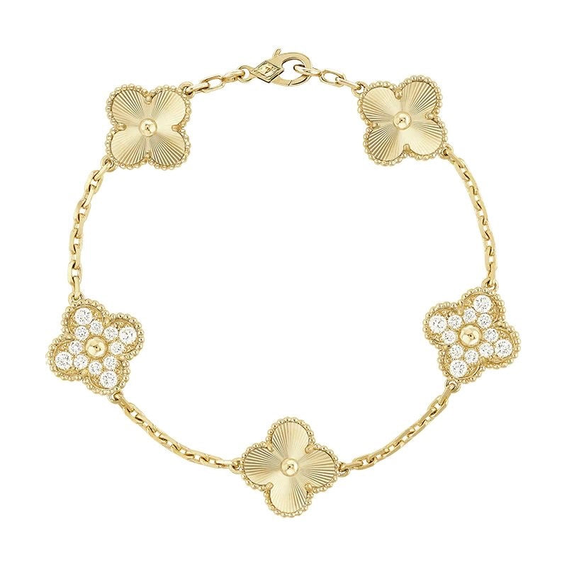 18k Vintage Motif Bracelet in Half CZ
