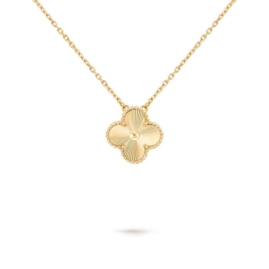 18k Vintage Motif Necklace in Full Gold