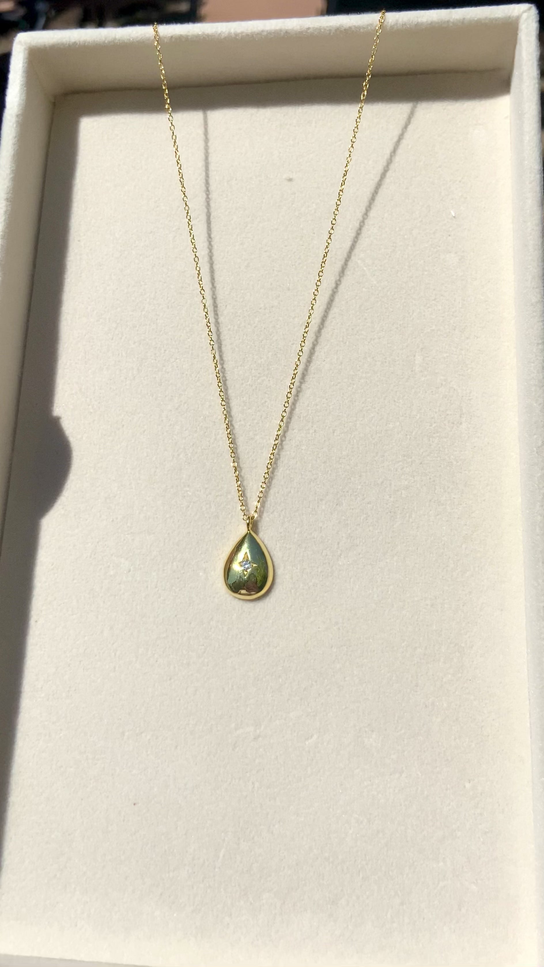 Isla Water Drop 925 Sterling Silver Pendant